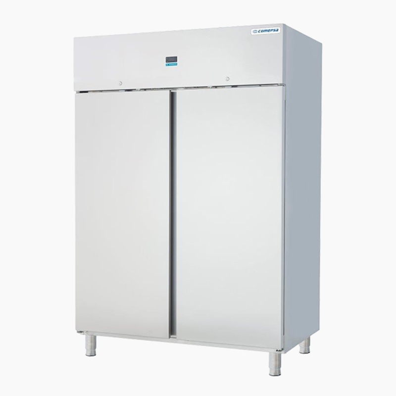 UPRIGHT FREEZER